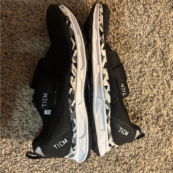 TIEM cycling shoes - Picture 4 of 8